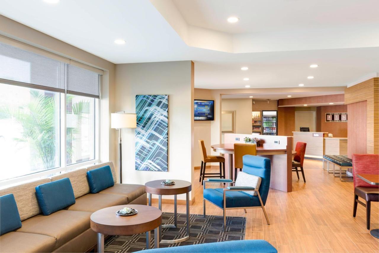 Towneplace Suites By Marriott Houston Baytown Eksteriør billede